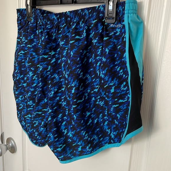 Nike dri fit running shorts - Picture 7 of 7